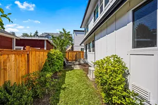 10215 Evanston Ave N, Seattle, WA 98133 - Photo 40