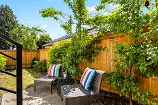 10215 Evanston Ave N, Seattle, WA 98133 - Photo 38
