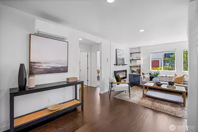 10215 Evanston Avenue N #2, Seattle, WA 98133 - Photo 6