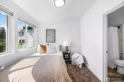10215 Evanston Avenue N #2, Seattle, WA 98133 - Photo 30