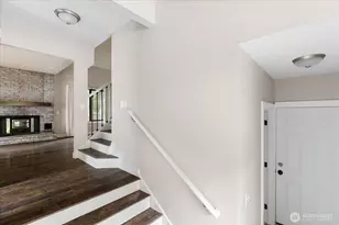 210 NW Calista Ct, Oak Harbor, WA 98277 - Photo 16