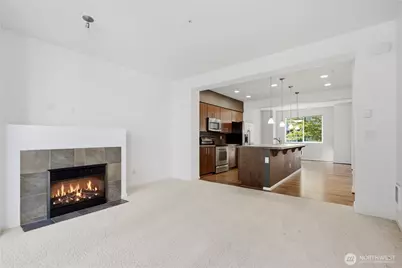 15720 Manor Way #R2, Lynnwood, WA 98087 - Photo 4