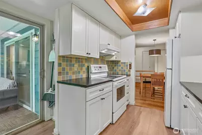 4629 W Lake Sammamish Parkway SE #H206, Issaquah, WA 98027 - Photo 14