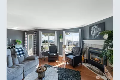 3120 R Avenue #3, Anacortes, WA 98221 - Photo 8