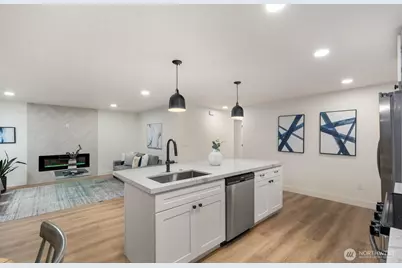 10459 NE 142nd Street, Kirkland, WA 98034 - Photo 10