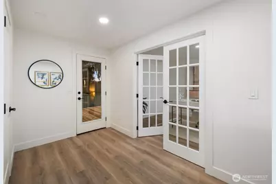 10459 NE 142nd Street, Kirkland, WA 98034 - Photo 16