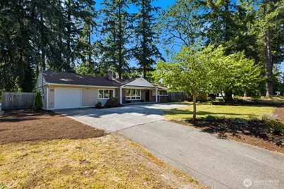 9808 Hipkins Road SW, Lakewood, WA 98498 - Photo 2