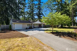 9808 Hipkins Rd SW, Lakewood, WA 98498 - Photo 2