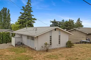 3303 Wave Dr, Everett, WA 98203 - Photo 34