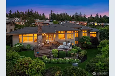 3052 NE Harrison Street, Issaquah, WA 98029 - Photo 2