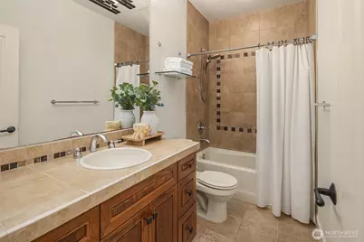 3052 NE Harrison Street, Issaquah, WA 98029 - Photo 28