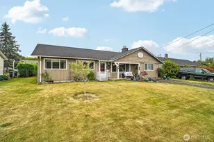 708 5th Ave SE, Puyallup, WA 98372 - Photo 2