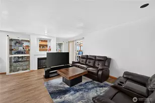 401 E 69th St, Tacoma, WA 98404 - Photo 12