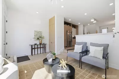 2010 Fairview Avenue E #B, Seattle, WA 98102 - Photo 8