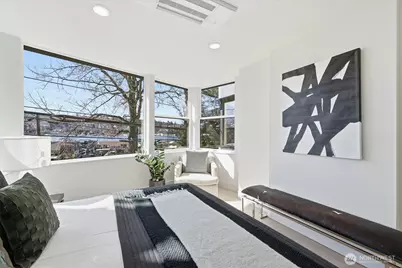 2010 Fairview Avenue E #B, Seattle, WA 98102 - Photo 18