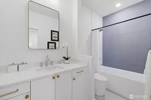 2010 Fairview Ave E, Seattle, WA 98102 - Photo 32