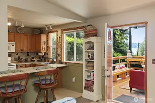 4225 Beach Dr, Freeland, WA 98249 - Photo 8