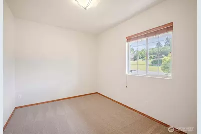 3906 68th Drive NE, Marysville, WA 98270 - Photo 4