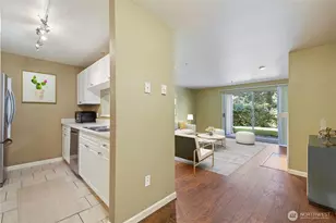 23301 Cedar Way, Mountlake Terrace, WA 98043 - Photo 4