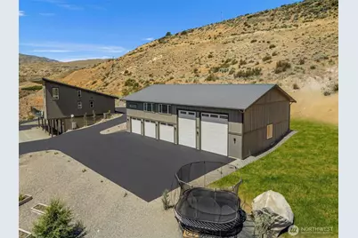 42 Osprey Nest Road, Pateros, WA 98846 - Photo 2