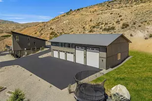 42 Osprey Nest Rd, Pateros, WA 98846 - Photo 2
