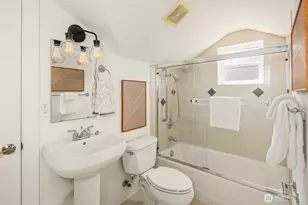746 Boylston Ave E, Seattle, WA 98102 - Photo 22