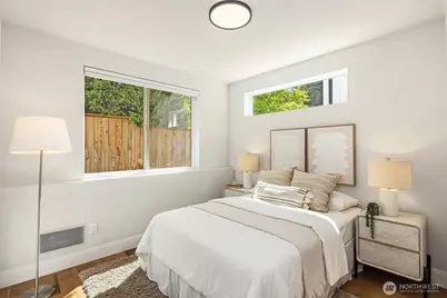 1802 38th Avenue, Seattle, WA 98122 - Photo 6