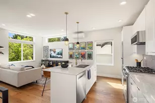 1802 38th Ave, Seattle, WA 98122 - Photo 12