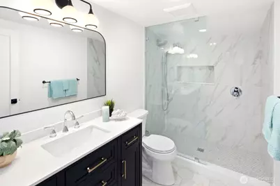 2500 Lorentz Place N, Seattle, WA 98109 - Photo 20
