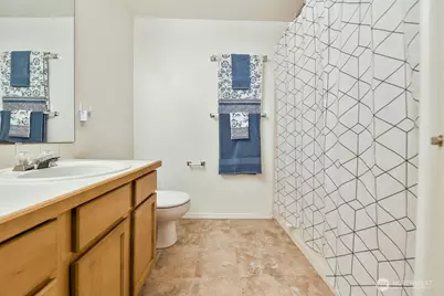 18505 SE Newport Way #F131, Issaquah, WA 98027 - Photo 18