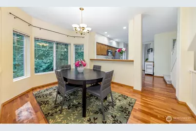 18505 SE Newport Way #F131, Issaquah, WA 98027 - Photo 8
