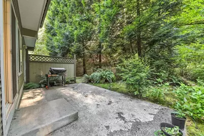 18505 SE Newport Way #F131, Issaquah, WA 98027 - Photo 12