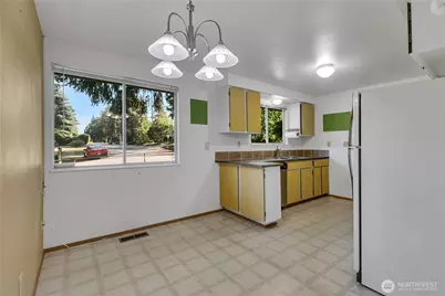 1404 SW 360th Street, Federal Way, WA 98023 - Photo 8