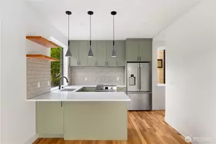 4351 SW Willow St, Seattle, WA 98136 - Photo 8