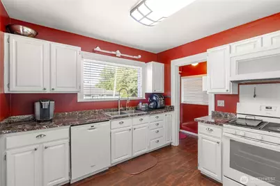 801 Spruce Street, Hoquiam, WA 98550 - Photo 8