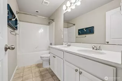 19617 136th Street Ct E, Bonney Lake, WA 98391 - Photo 30