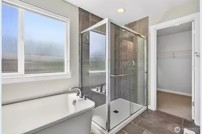 19757 119th Street E, Bonney Lake, WA 98391 - Photo 32