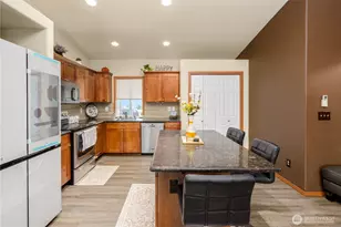 1137 Highland Ave, Port Angeles, WA 98362 - Photo 14