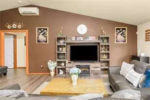 1137 Highland Ave, Port Angeles, WA 98362 - Photo 8