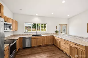 10305 187th Ave SW, Rochester, WA 98579 - Photo 6