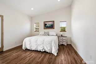 10305 187th Ave SW, Rochester, WA 98579 - Photo 10