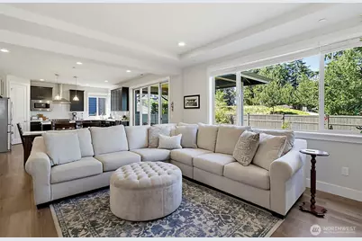 8110 197th Avenue E, Bonney Lake, WA 98391 - Photo 8