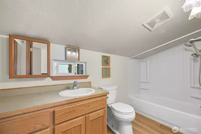 8141 Comox Road W, Blaine, WA 98230 - Photo 16