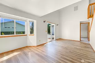 8141 Comox Road W, Blaine, WA 98230 - Photo 14