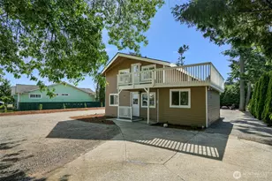 8141 Comox Road W, Blaine, WA 98230 - Photo 2