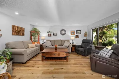 10701 125th Street E, Puyallup, WA 98374 - Photo 8