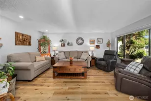 10701 125th St E, Puyallup, WA 98374 - Photo 8