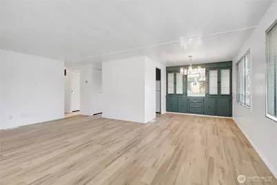 5001 180th Street SW #10, Lynnwood, WA 98037 - Photo 6