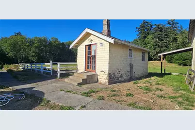 779 Old Willow Lane, Camano Island, WA 98282 - Photo 10