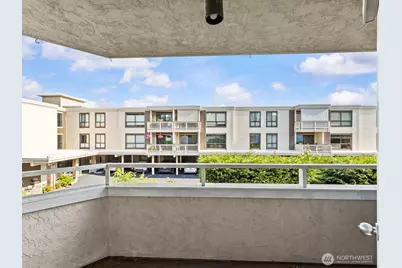 1113 5th Avenue S #207, Edmonds, WA 98020 - Photo 4